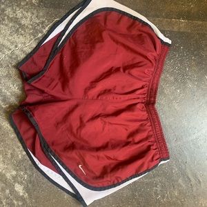 Nike Dri Fit Shorts Women's Large Maroon/White